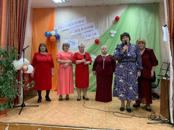 Концерт «Загляни в мамины глаза» Концерт «Загляни в мамины глаза»