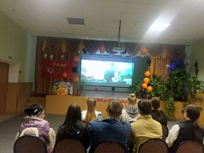 Показ фильма "Возвращение с фронта"